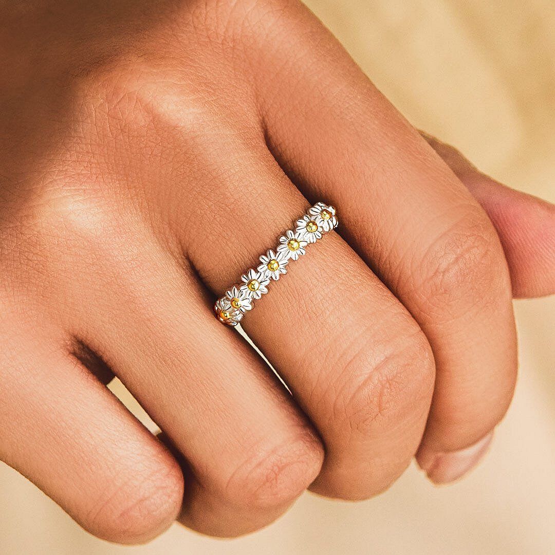 Adjustable Daisy Ring (5 other styles and colors)